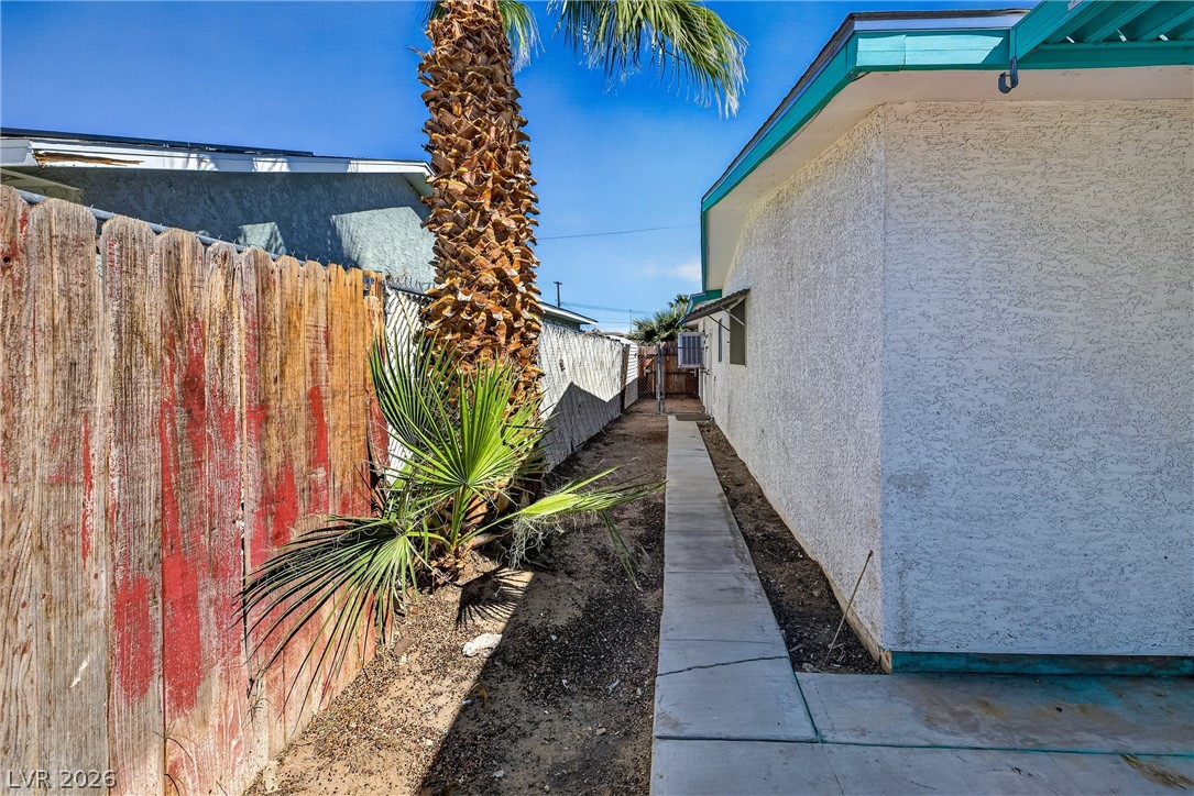 6253 Factor Avenue