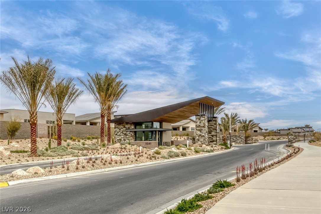 10865 Agate Cliffs Avenue
