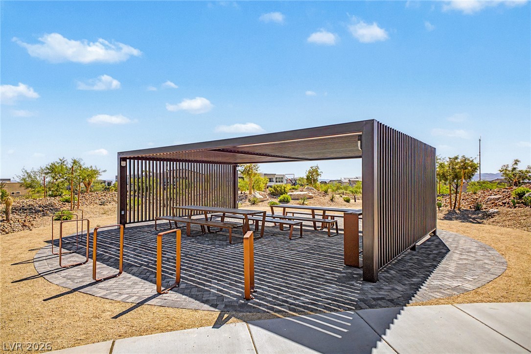 10865 Agate Cliffs Avenue