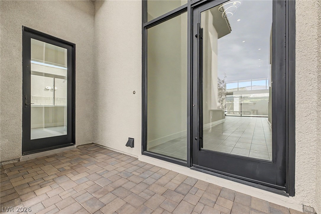 10865 Agate Cliffs Avenue