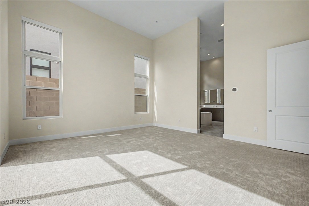 10865 Agate Cliffs Avenue
