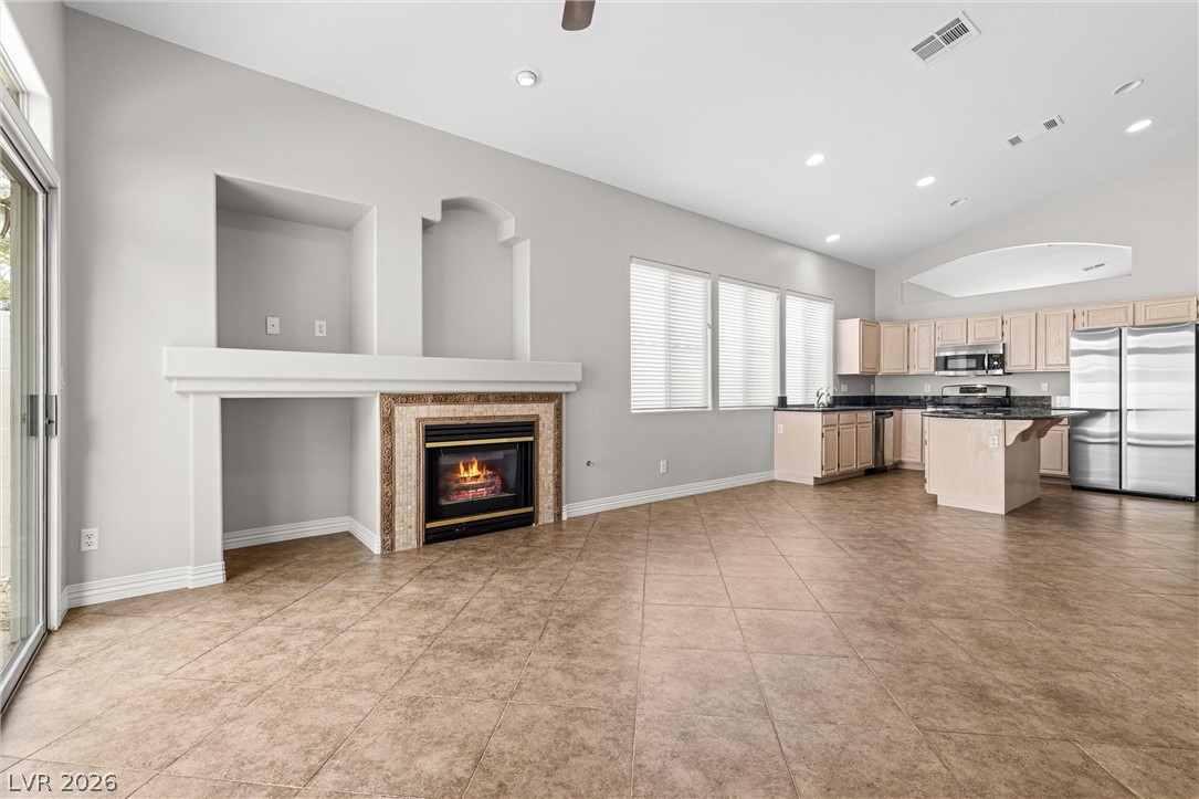 9752 LOST COLT Circle