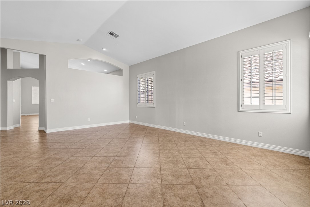 9752 LOST COLT Circle
