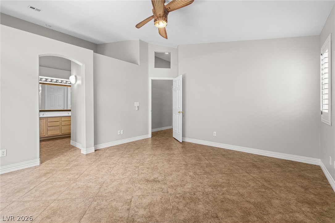 9752 LOST COLT Circle