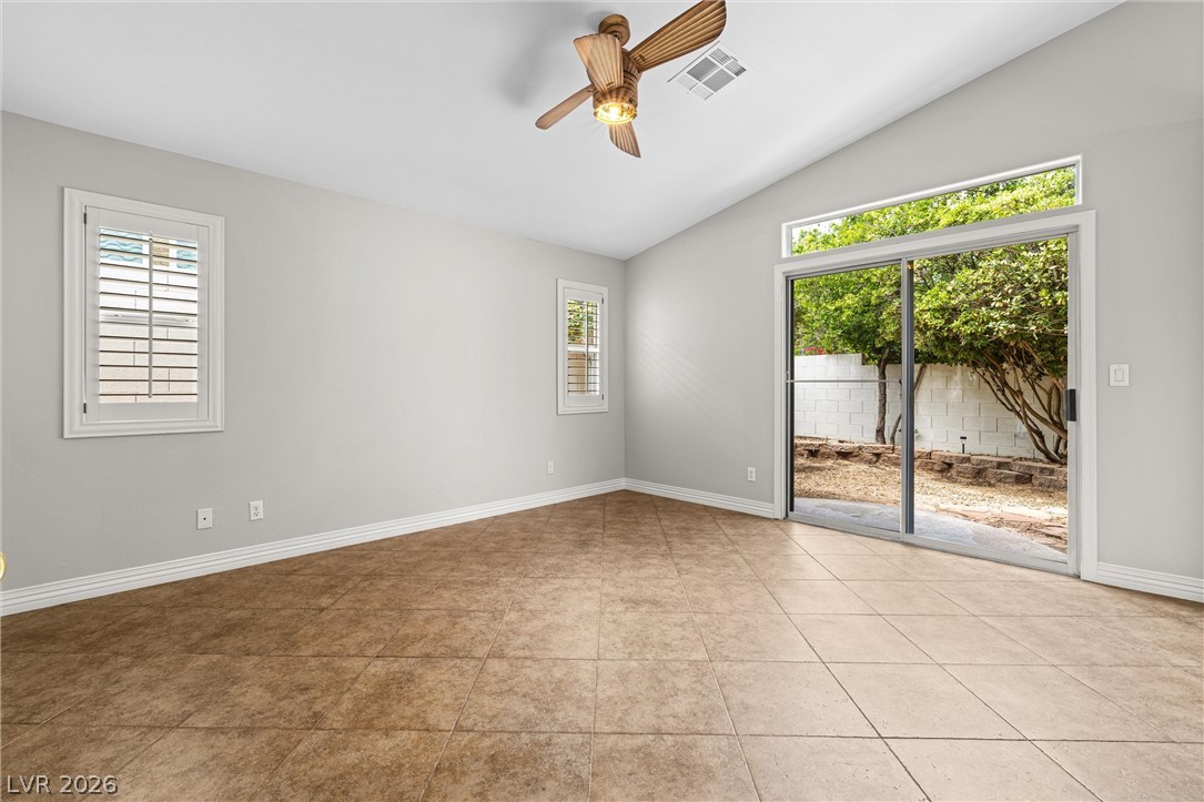 9752 LOST COLT Circle