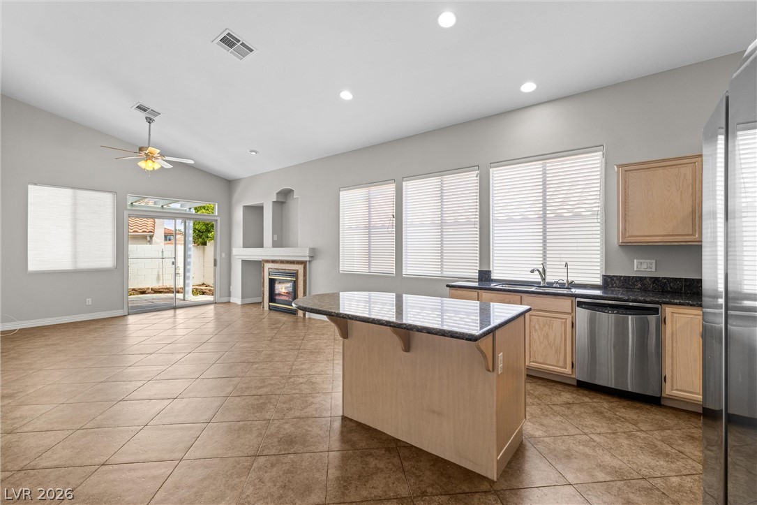 9752 LOST COLT Circle
