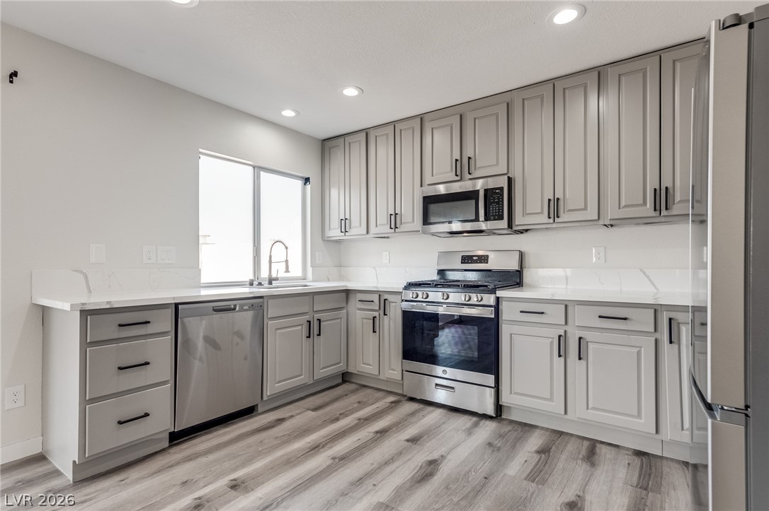 7946 Kentshire Drive