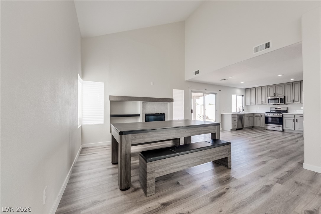 7946 Kentshire Drive