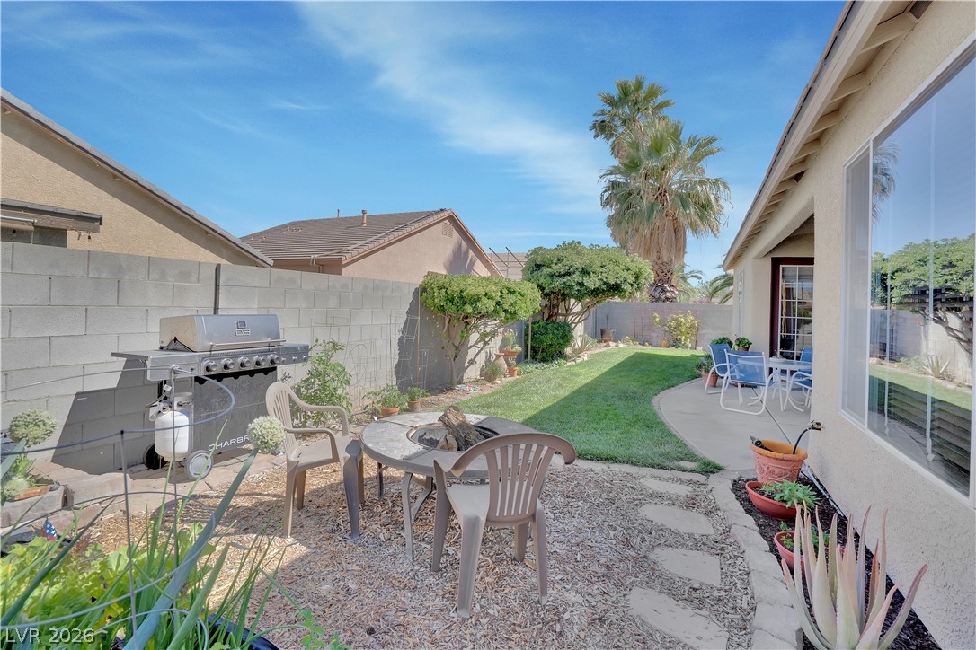 7228 Rustic Meadow Street