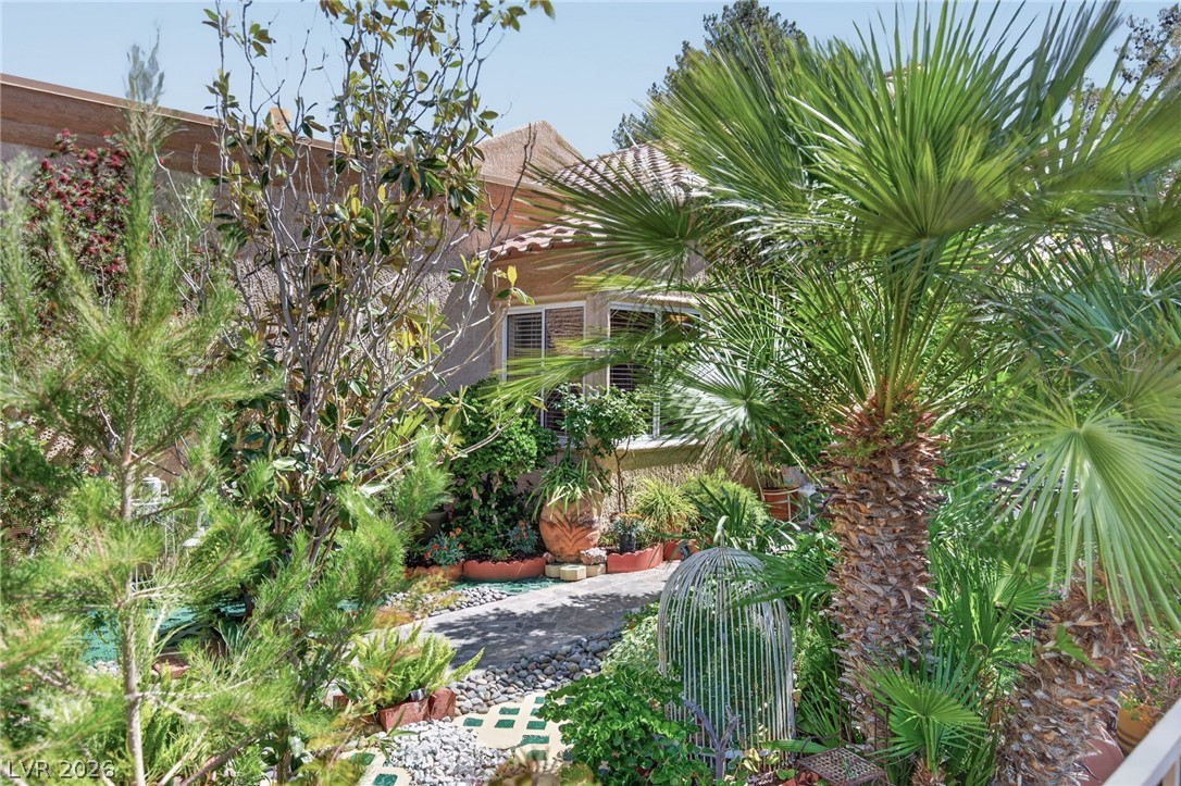 2828 Billy Casper Drive