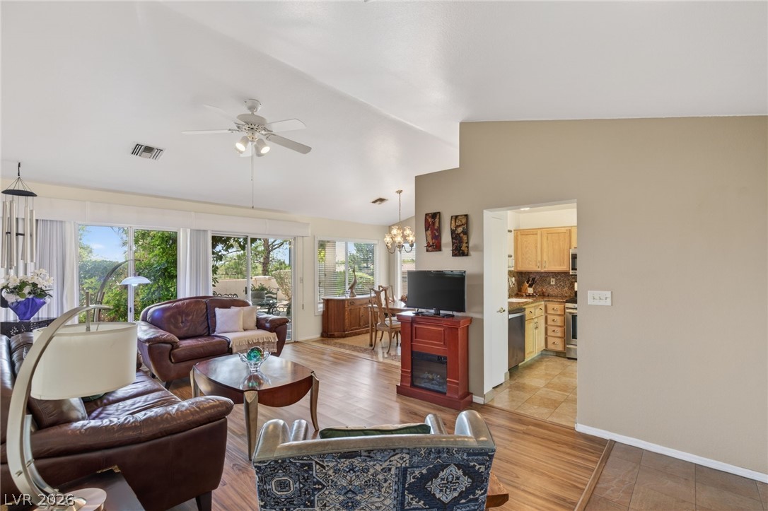 2828 Billy Casper Drive