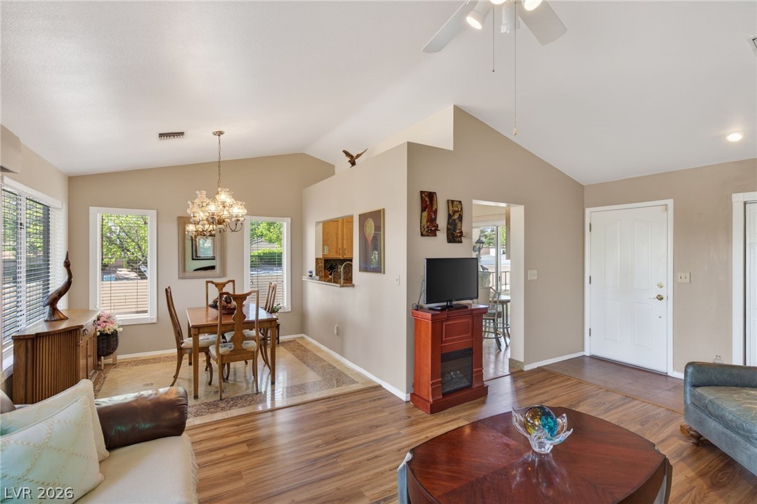 2828 Billy Casper Drive