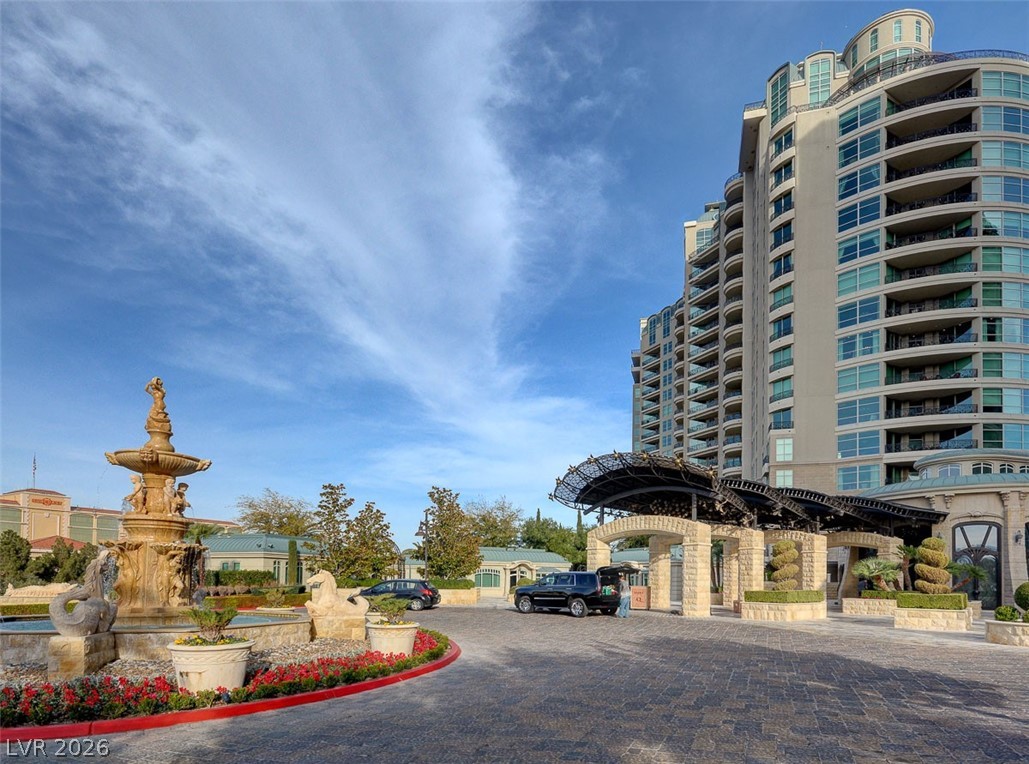 9101 Alta Drive 1406