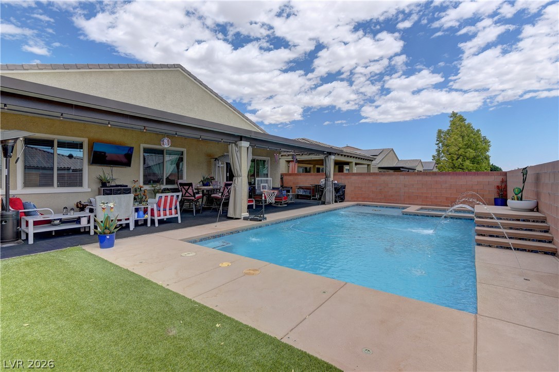 5967 Yellow Ridge Avenue