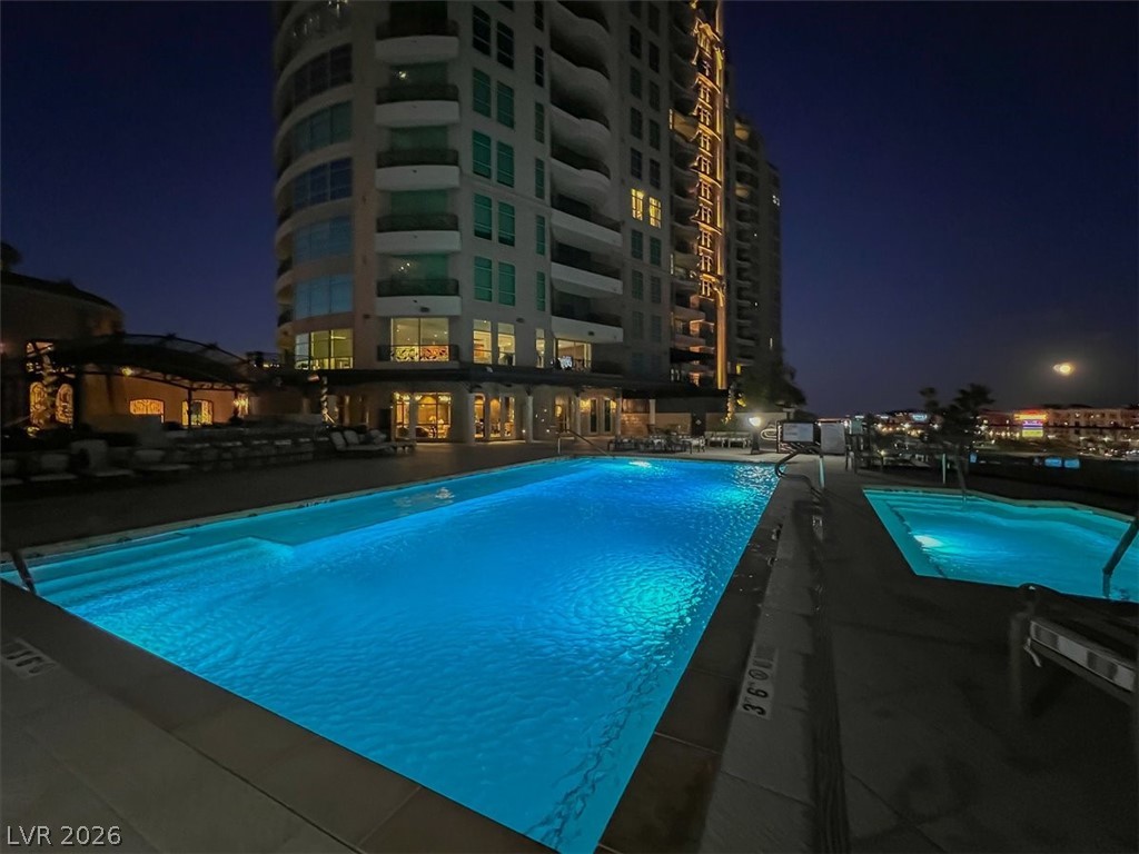 9101 Alta Drive 203
