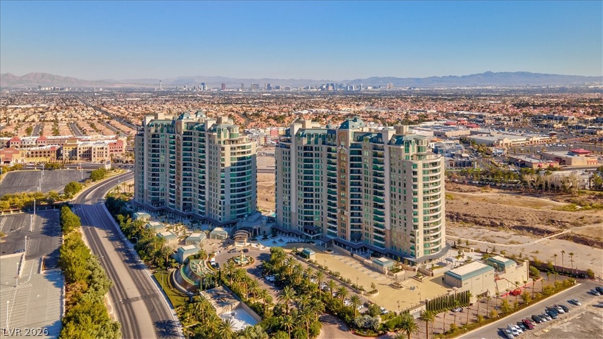 9101 Alta Drive 203