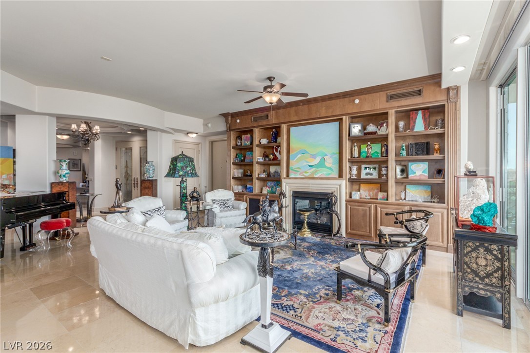 9101 Alta Drive 203