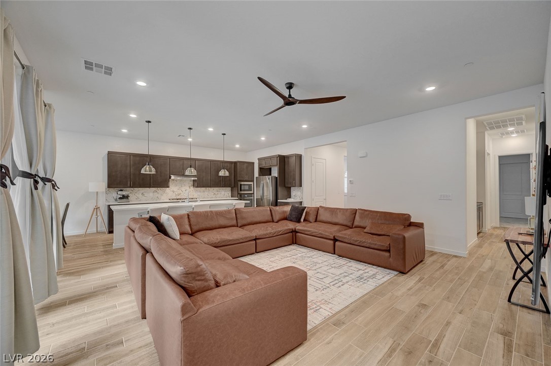 211 Bella Noche Street