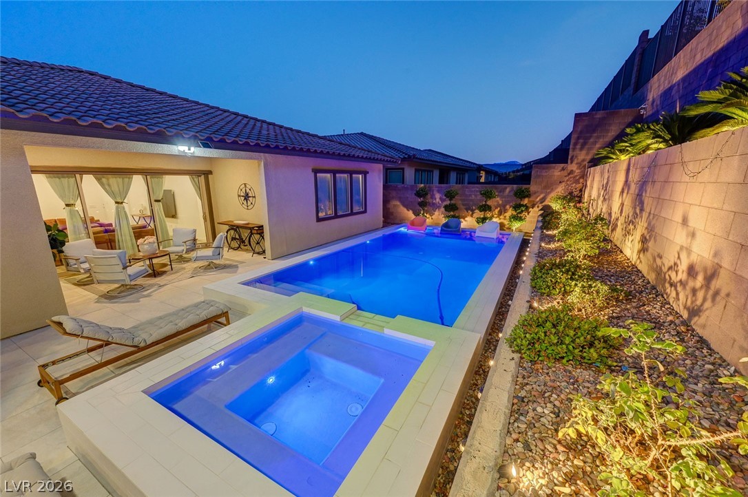 211 Bella Noche Street