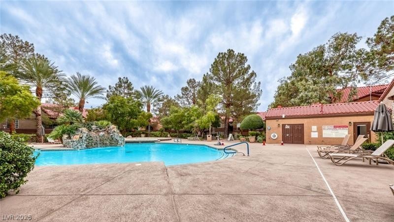 2200 South Fort Apache Road 1073