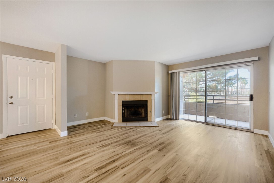 2200 South Fort Apache Road 1073