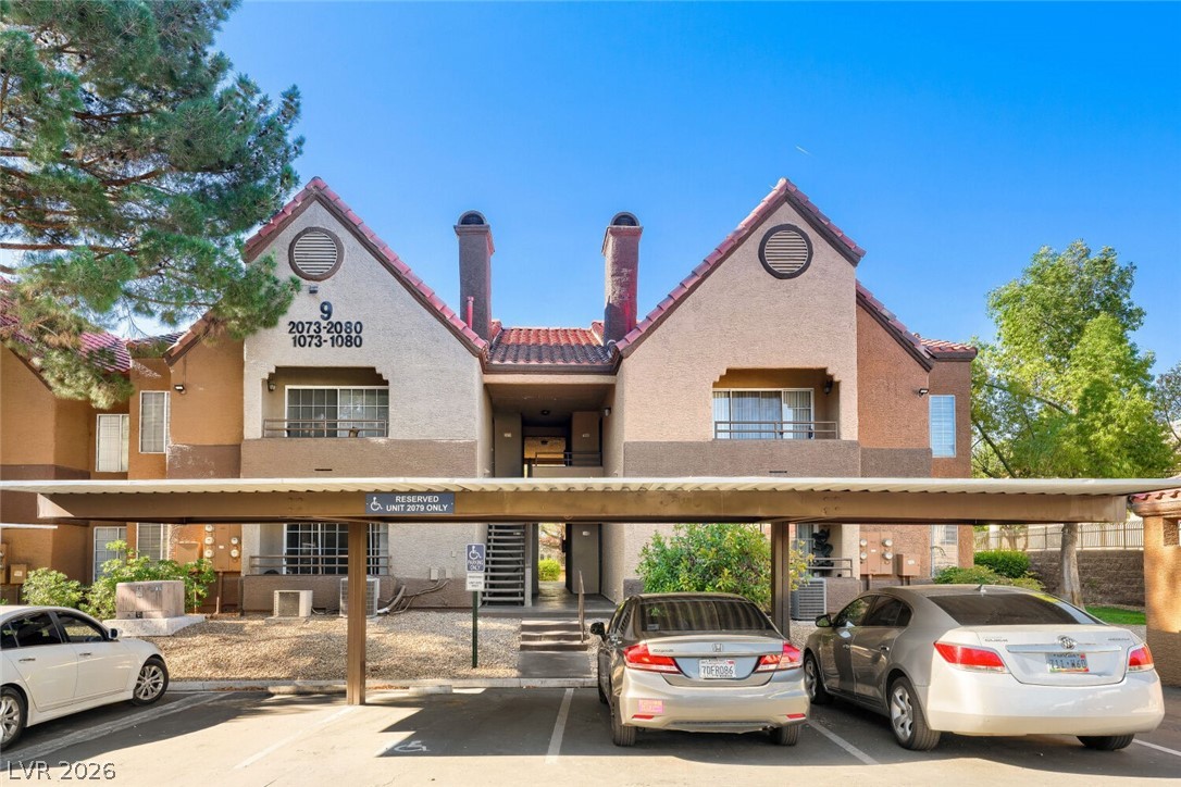 2200 South Fort Apache Road 1073