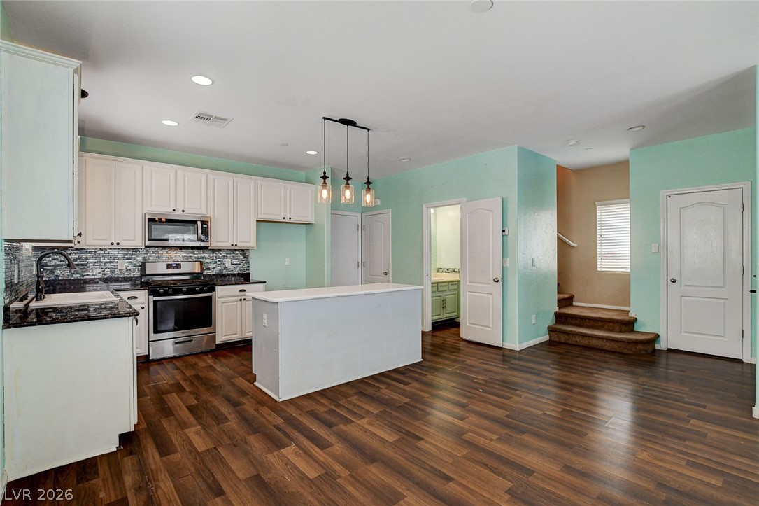 7717 Classy Cashmere Court