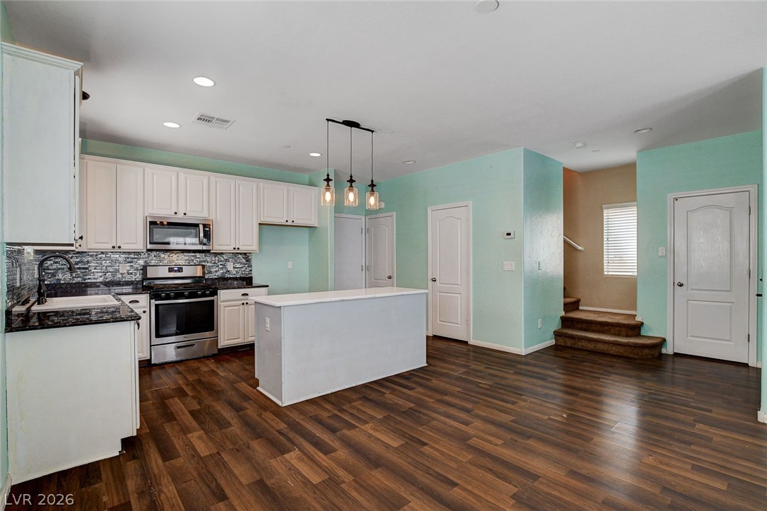 7717 Classy Cashmere Court