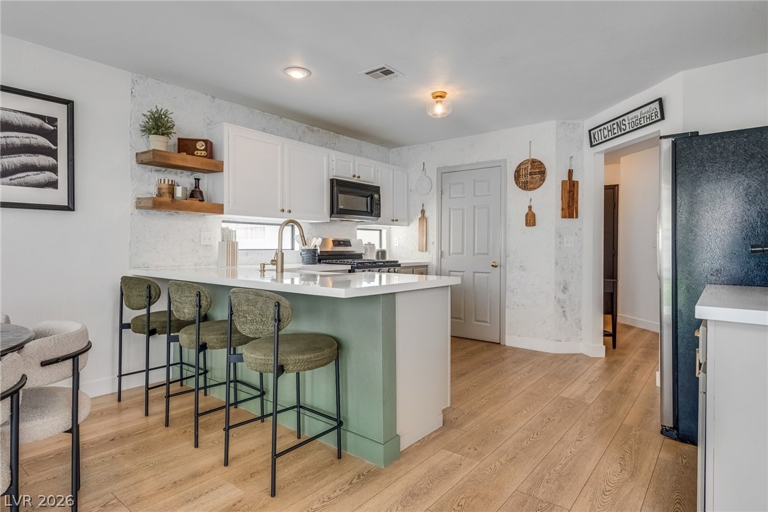 8212 Ogee Drive