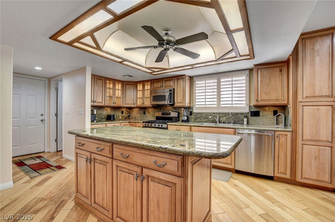 1836 Birdie Lane