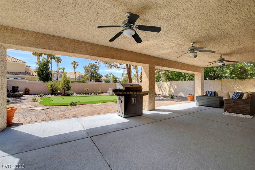 1836 Birdie Lane