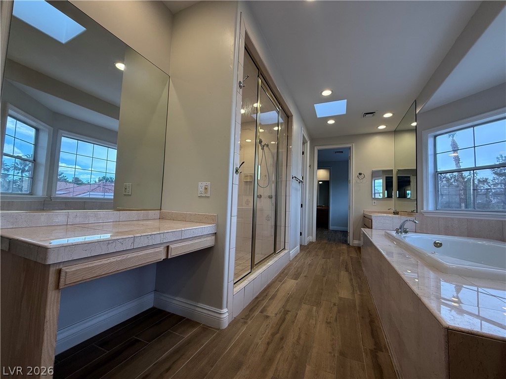 8112 Sapphire Bay Circle