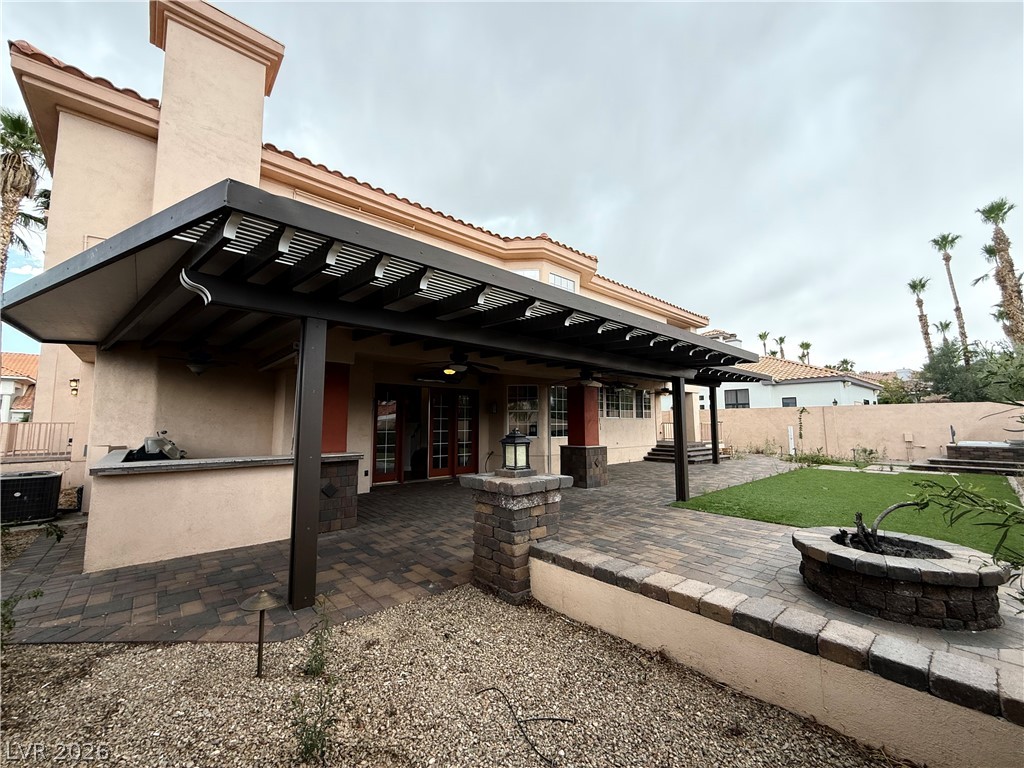 8112 Sapphire Bay Circle