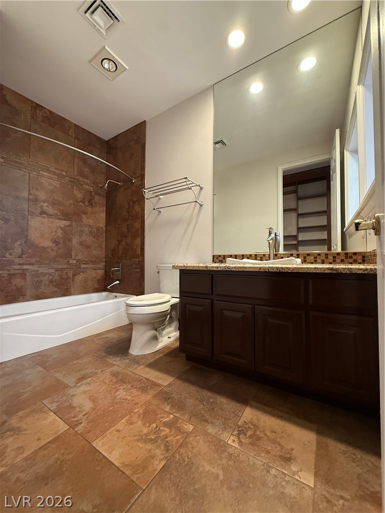 8112 Sapphire Bay Circle