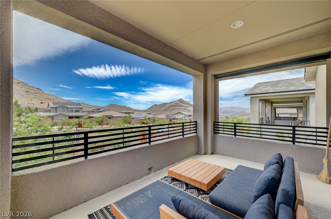 2557 Iron Crest Lane