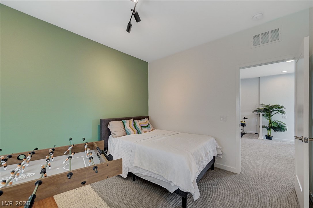 2557 Iron Crest Lane