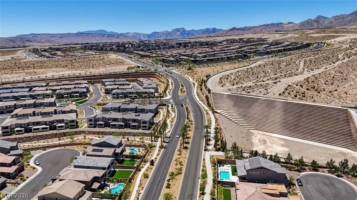 2557 Iron Crest Lane