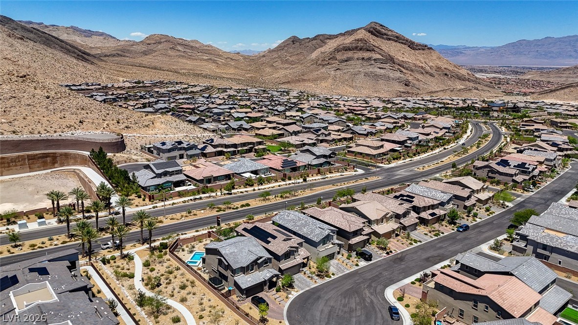 2557 Iron Crest Lane