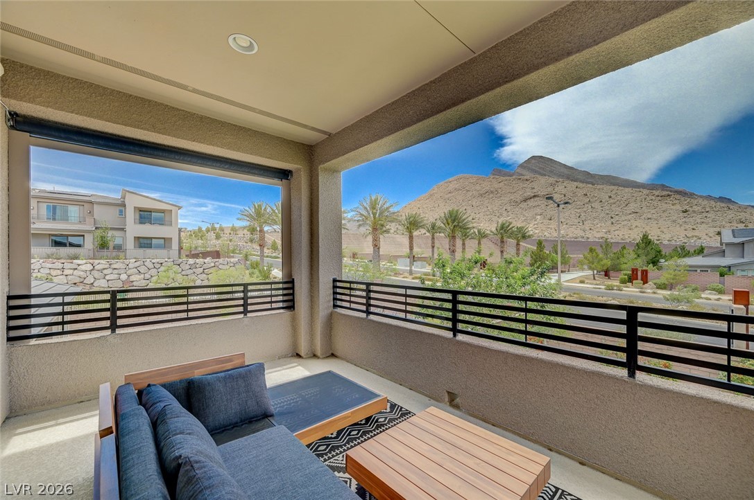 2557 Iron Crest Lane