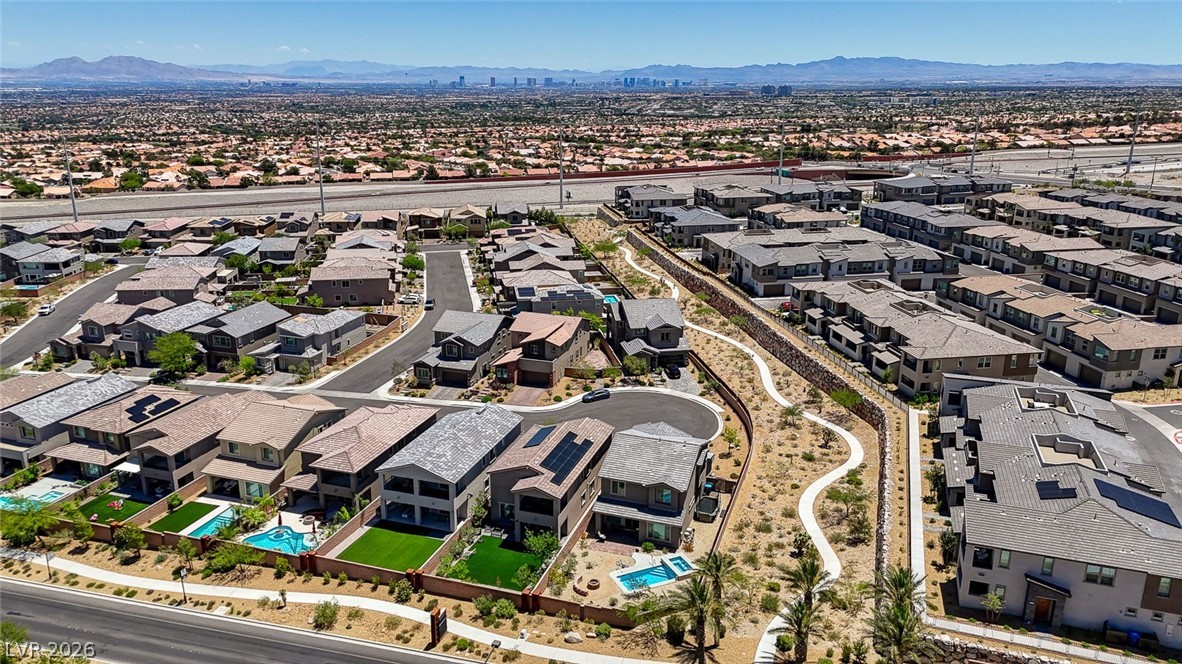 2557 Iron Crest Lane