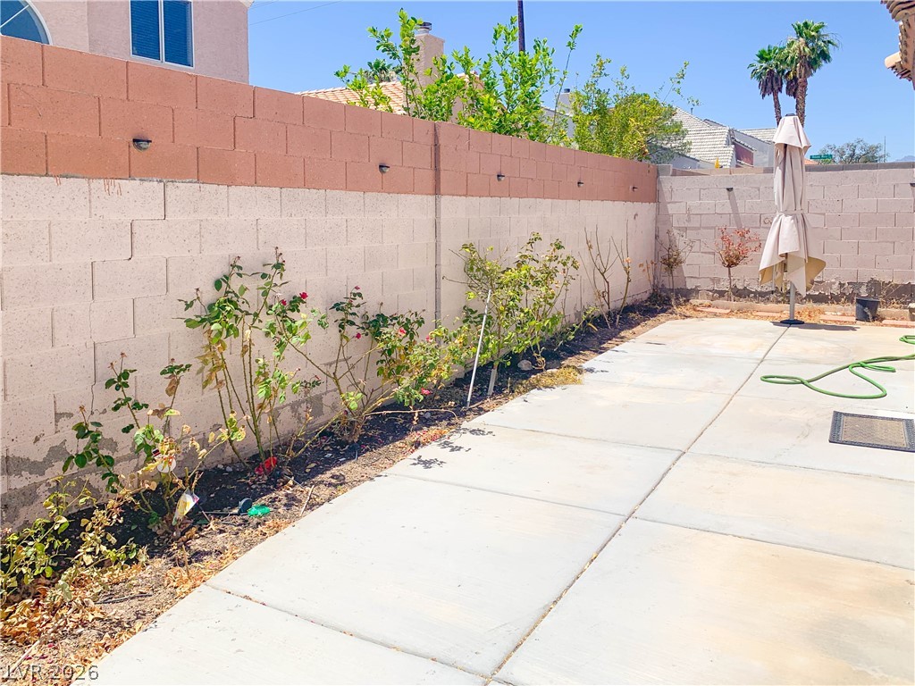405 Europa Way