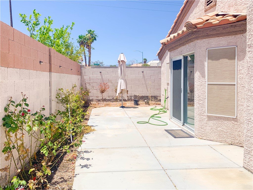 405 Europa Way