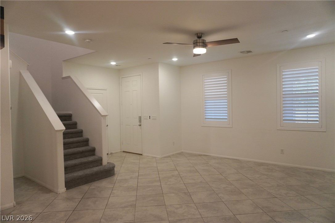 2828 Alenga Street