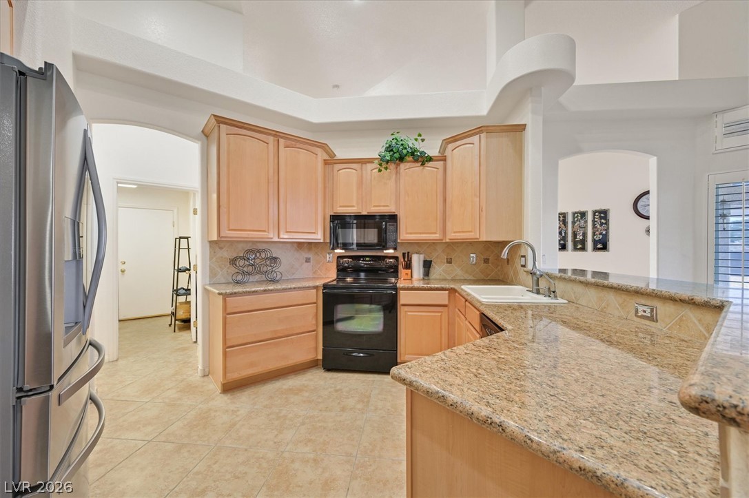 6120 Farm Rd