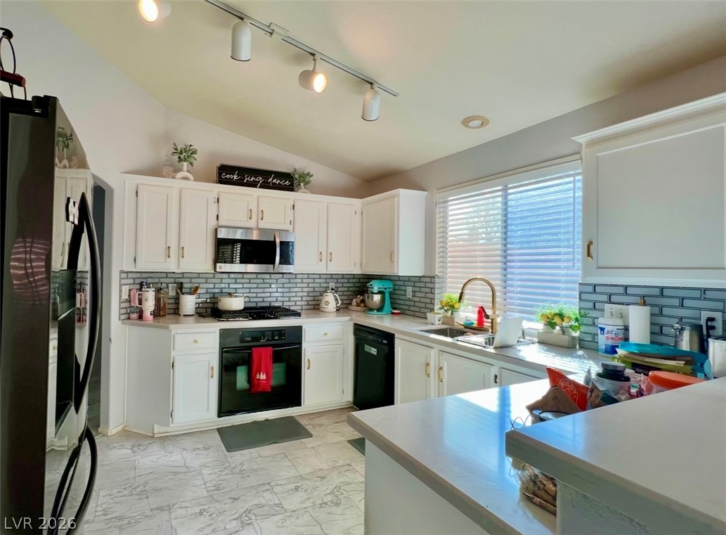 8116 SEDONA SUNSET Drive