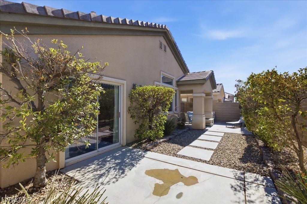 7395 Bedford Pine Court