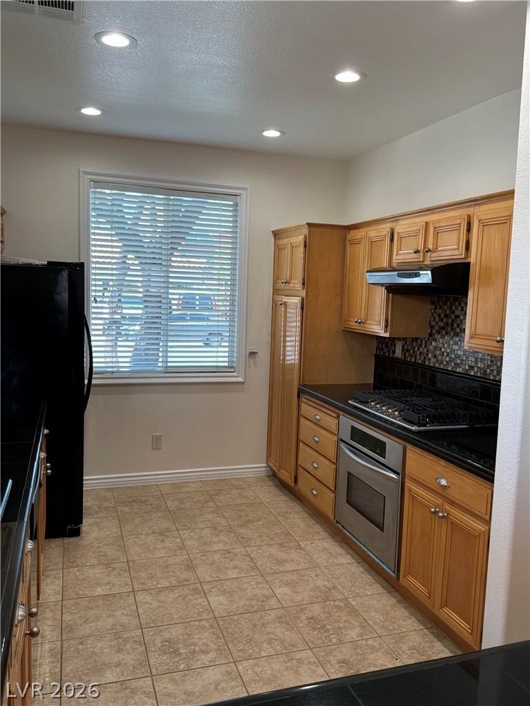 2413 Brockton Way