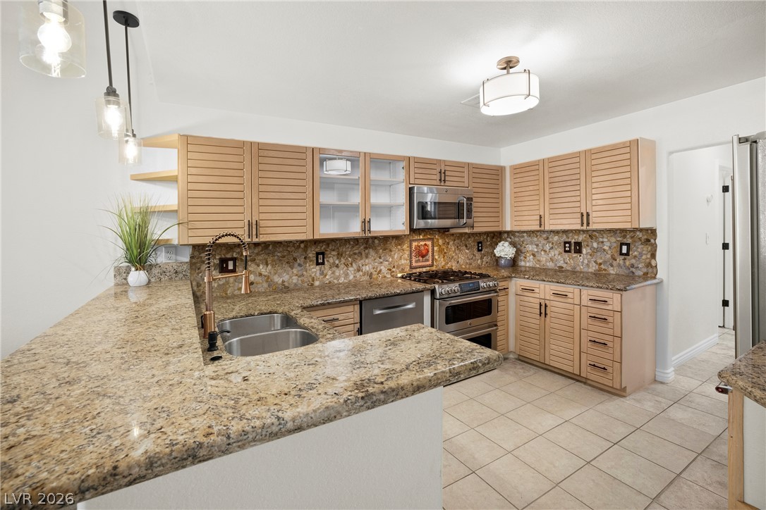 5046 Crooked Stick Way