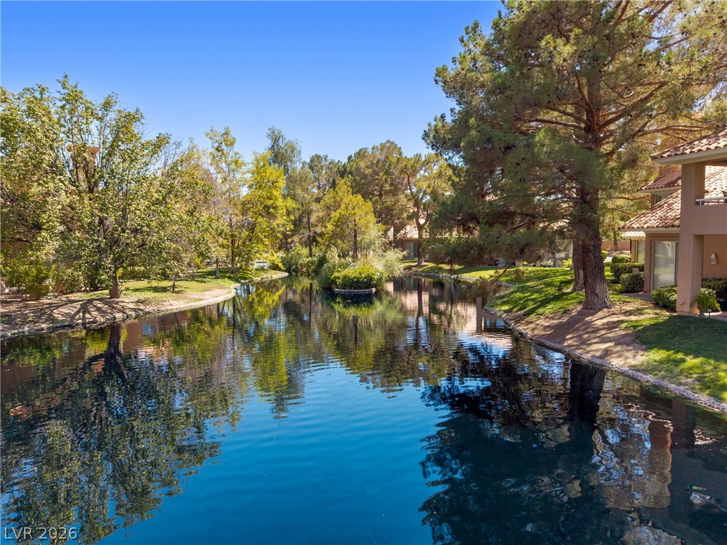 5046 Crooked Stick Way