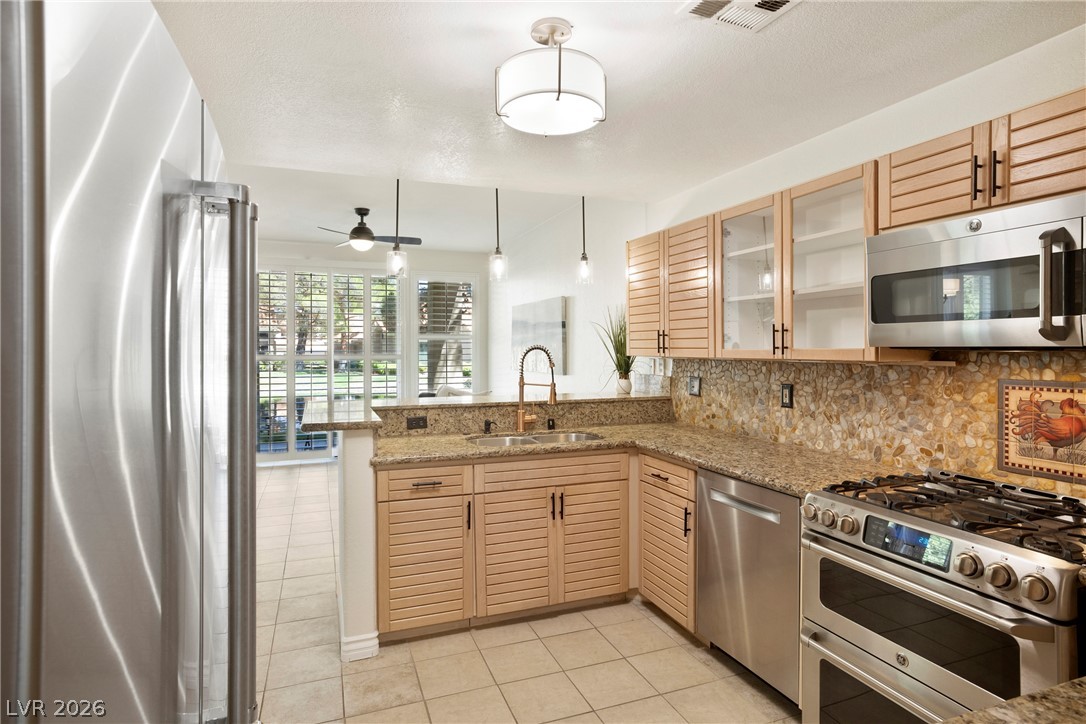 5046 Crooked Stick Way